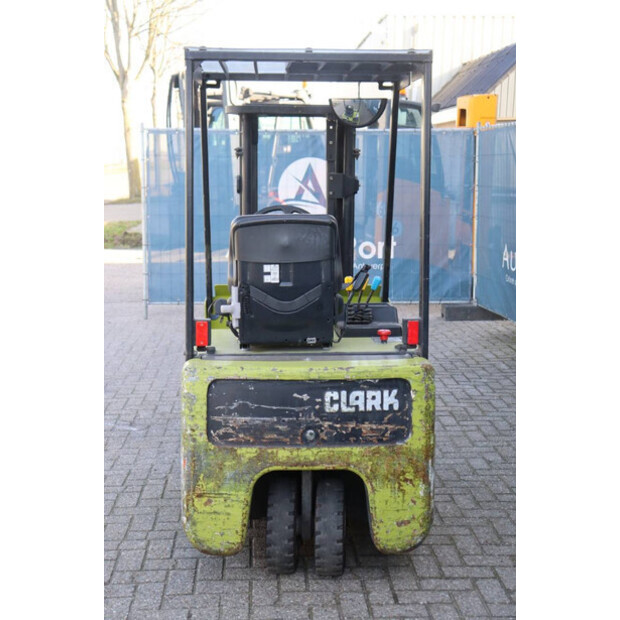 2001 كلارك CTM 16 S-45930002