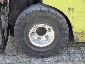 2001-clark-ctm-16-s-1431083-45930009