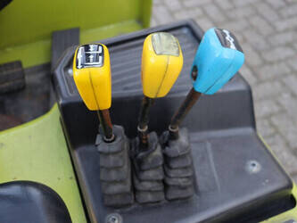 2001-clark-ctm-16-s-1431083-45930019