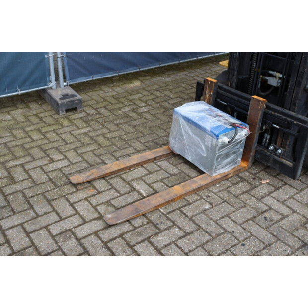 2011 Yale ERP25VL-45930064