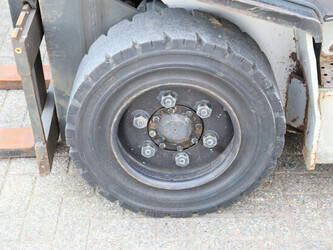 nissan-30-1431089-45930182