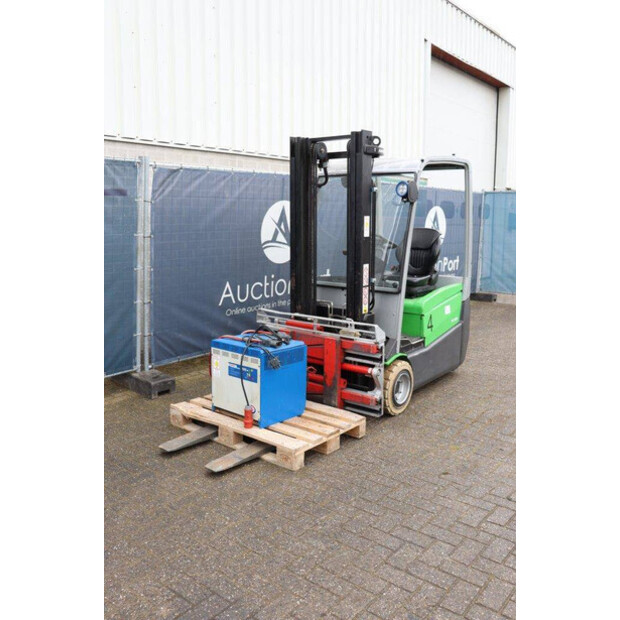 2011 Cesab B318-45930461