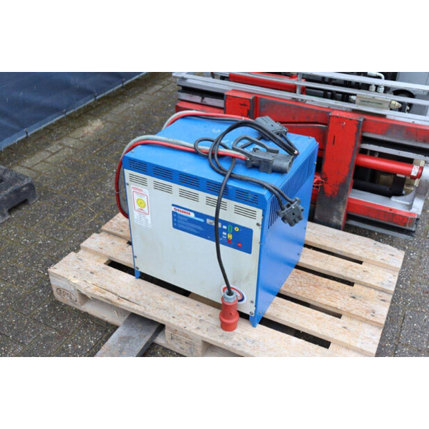 2011 Cesab B318-45930463