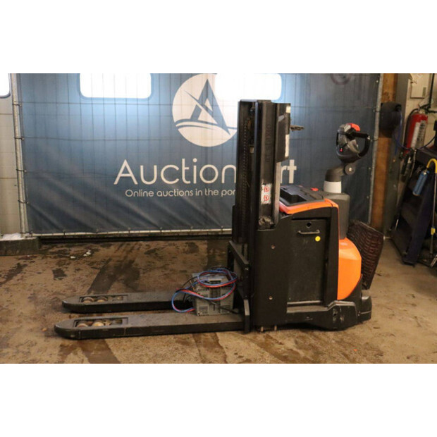 2016 بي تي SWE200D-45930598