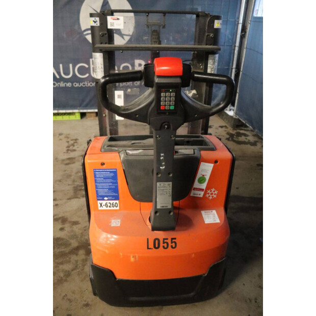 2013 BT SWE200D-45930630