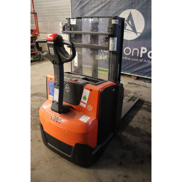 2013 BT SWE200D-45930631