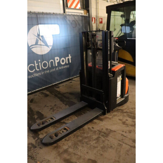 2013 BT SWE200D-45930634