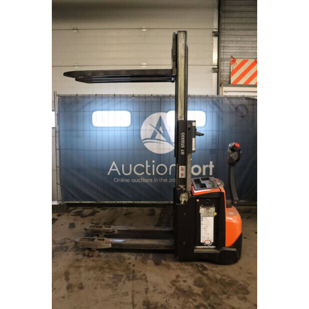 2013 BT SWE200D-45930648