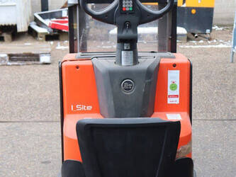 2015-bt-swe200d-1431107-45930687