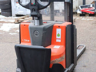 2015-bt-swe200d-1431107-45930688