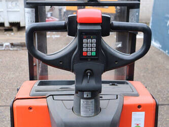 2015-bt-swe200d-1431107-45930699