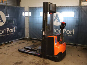 2018-toyota-swe140l-1431108-45930717