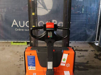 2018-toyota-swe140l-1431108-45930719