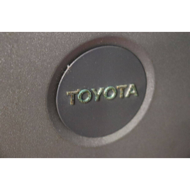 2018 Toyota SWE140L-45930733