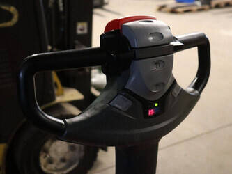 2018-toyota-swe140l-1431108-45930735