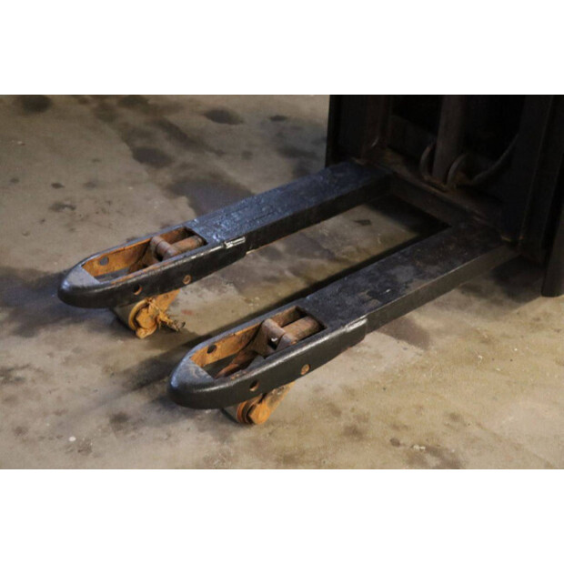 2018 Toyota SWE140L-45930742