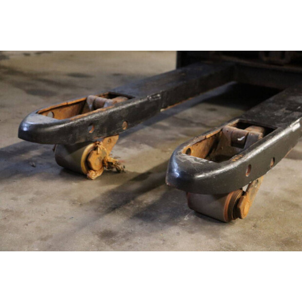 2018 Toyota SWE140L-45930743