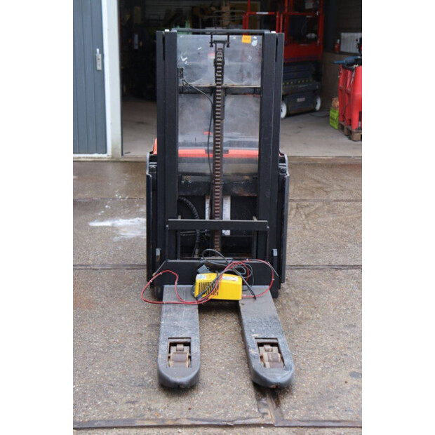 2016 BT SWE200D-45930787