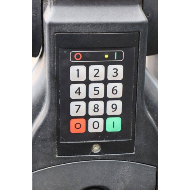 2016 BT SWE200D-45930797