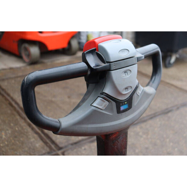 2016 BT SWE140L-45930844