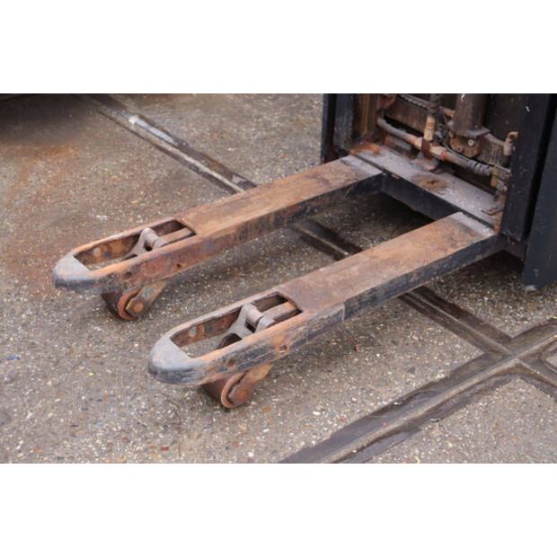 2016 BT SWE140L-45930851