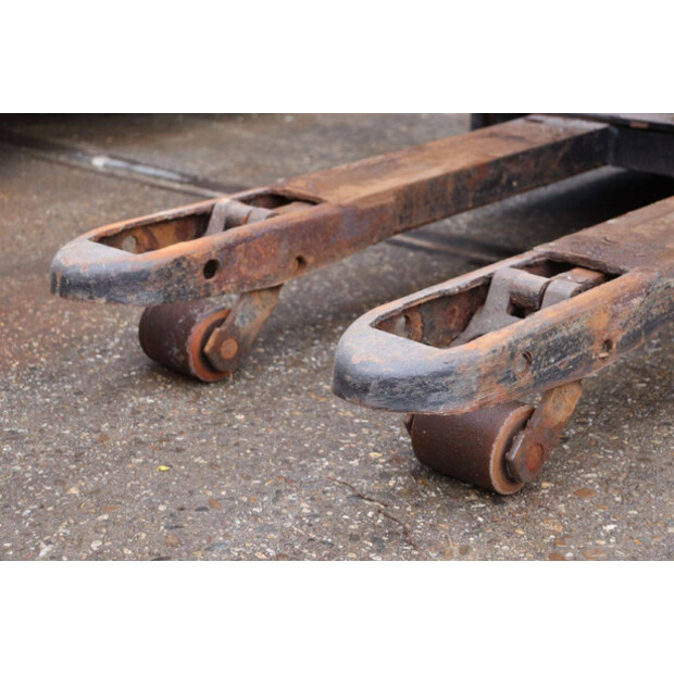 2016 BT SWE140L-45930852