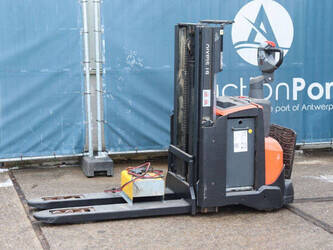 Image for PALLET STACKER 2015 BT SWE200D