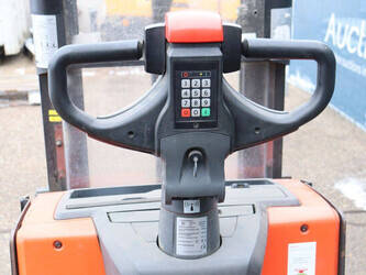 2015-bt-swe200d-1431113-45930869