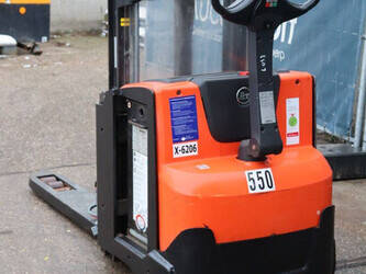 2013-bt-swe200d-1431114-45930888