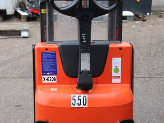 2013-bt-swe200d-1431114-45930889