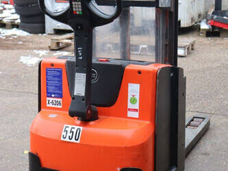 2013-bt-swe200d-1431114-45930890