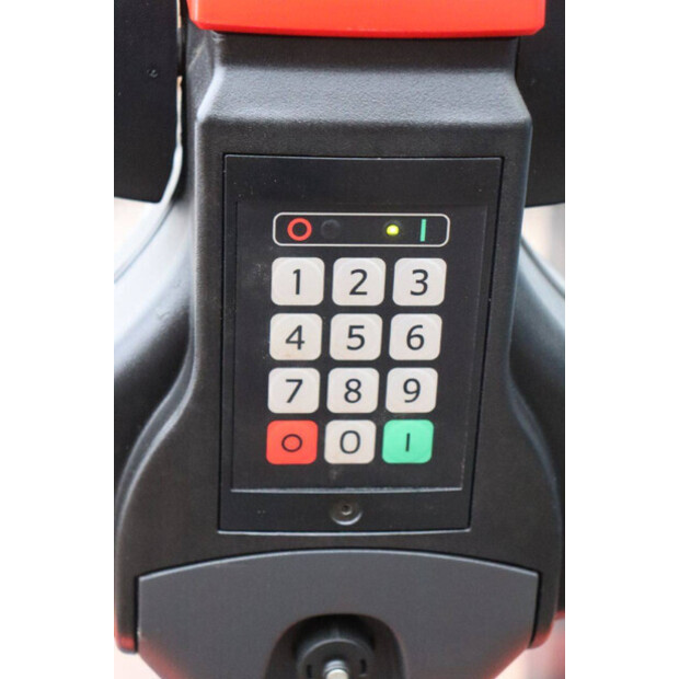 2013 BT SWE200D-45930901