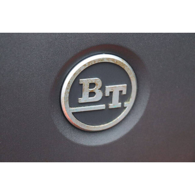 2013 BT SWE200D-45930904