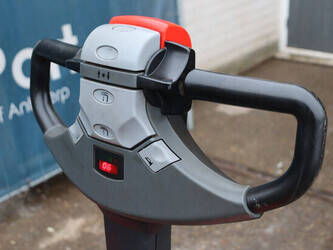 2013-bt-swe200d-1431114-45930905