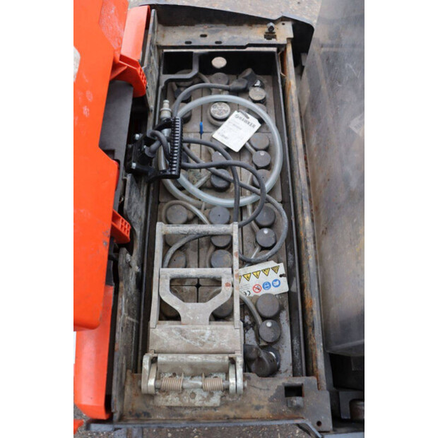 2015 بي تي SWE200D-45930939