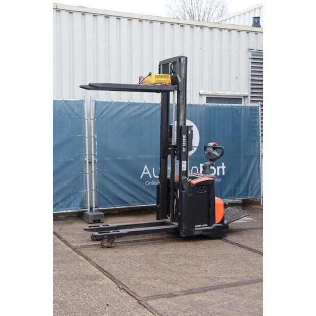 2015 بي تي SWE200D-45930940