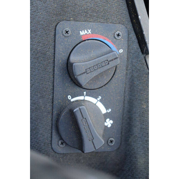 2013 Yale GLP30VX-45931010