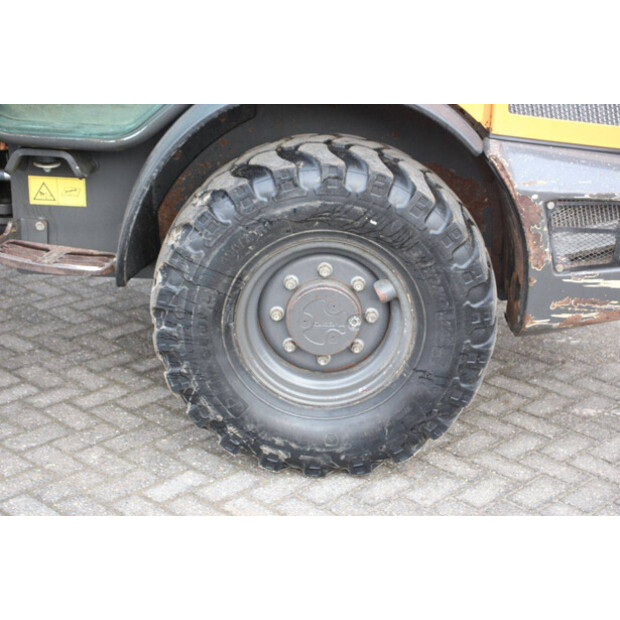 2017 CASE 121F-45931062