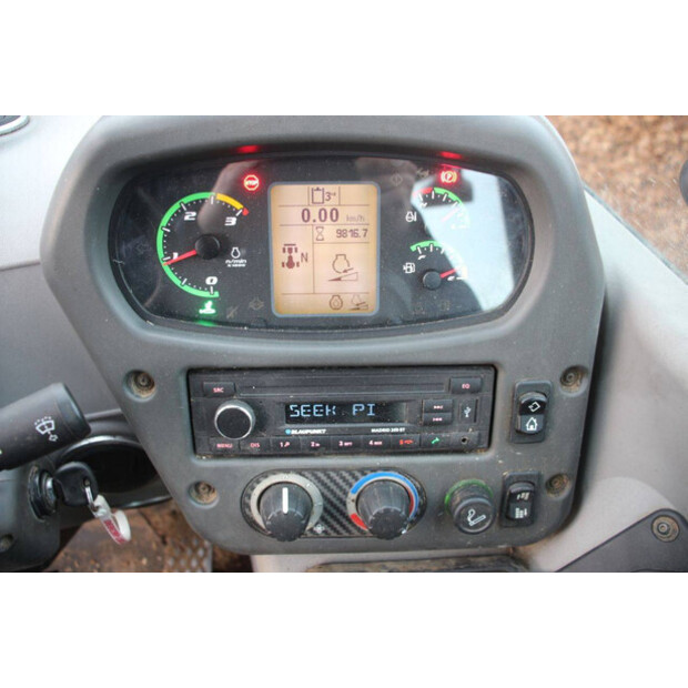 2017 CASE 121F-45931074