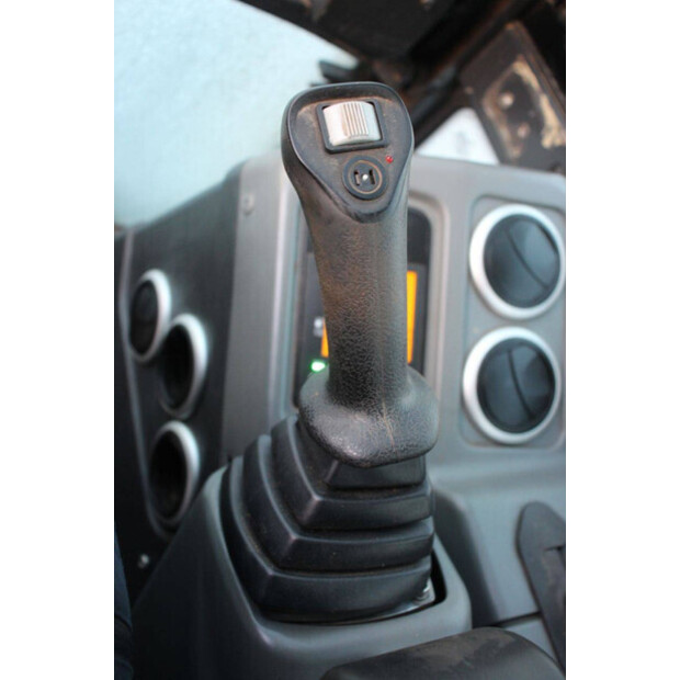 2020 YANMAR SV60-A-45931159