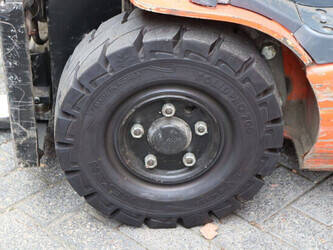 2019-toyota-8fbe16t-1431146-45931819