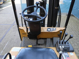 2004-caterpillar-ep15krt-1431147-45931862