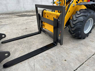 2025-wolf-mini-750-1431151-45931962