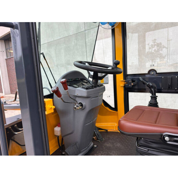 2025 Blanche TW36-45932026