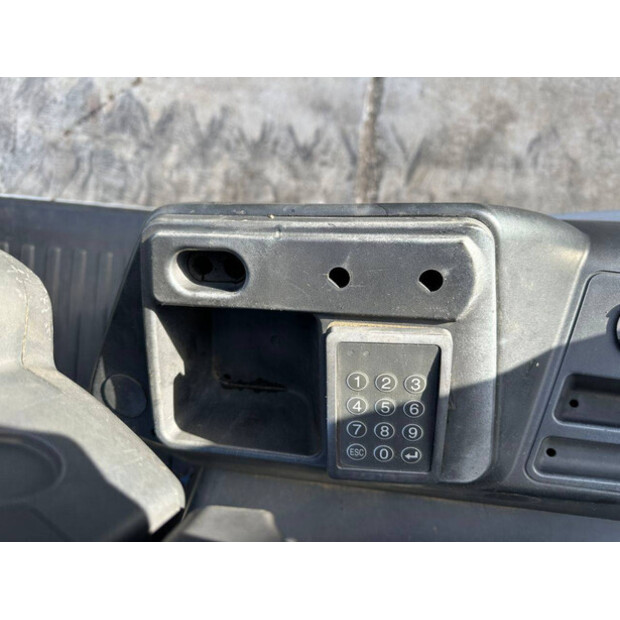 2018 Still RX70-16T-45932100