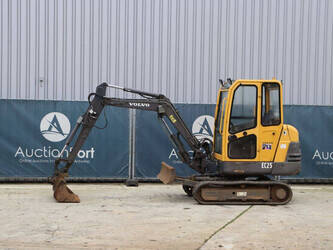 Image for EXCAVATORS 2007 Volvo EC25