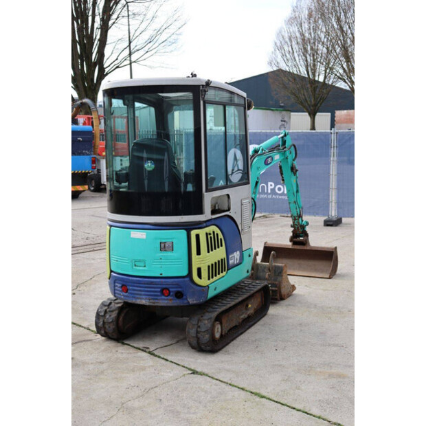 2011 IHI 19UXT-45932386