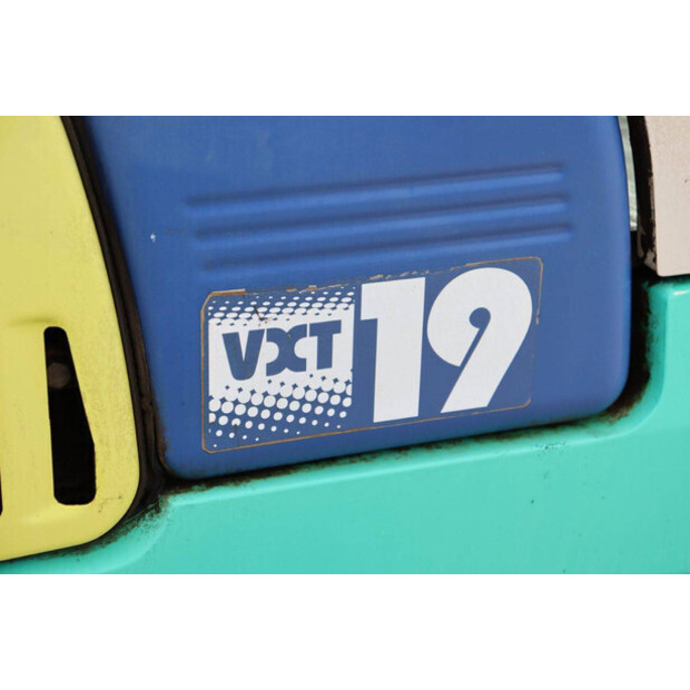 2011 IHI 19UXT-45932413