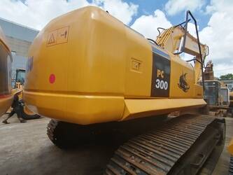 2022-crawler-excavator-pc300-7-45932615