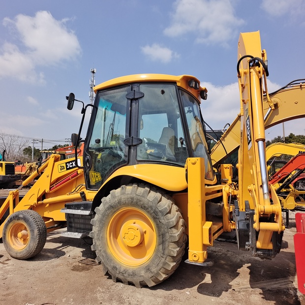 2022 JCB 3cx-45932698